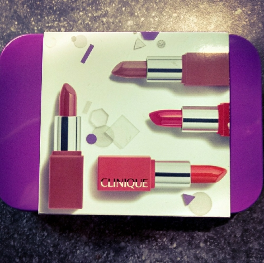 SOLD Clinique Mini Lip Stick Set